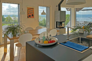 Holzbau Wohnhaus am Mont Vully Architekt Beratung